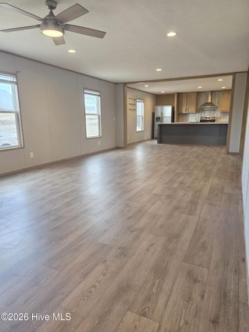 2085 Vass-Carthage Road, Whispering Pines, NC 28327