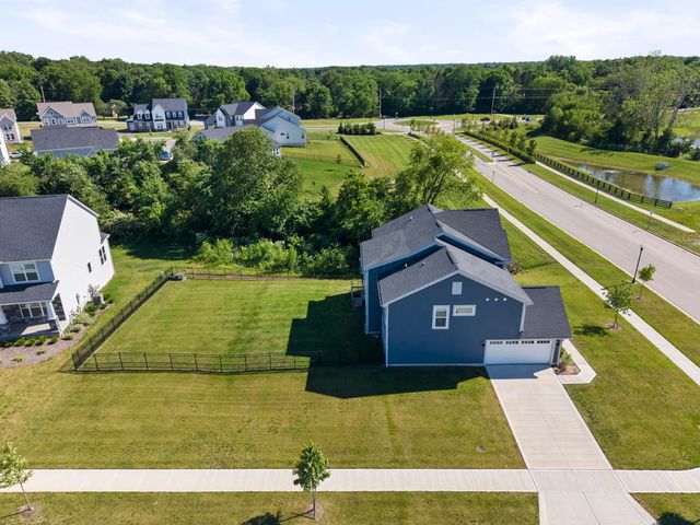 3011 Stockdale Farms Drive, Delaware, OH 43015