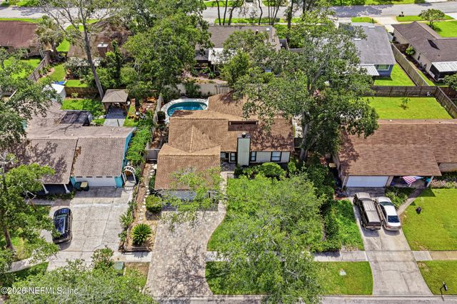 3933 PETITE Drive W, Jacksonville, FL 32250