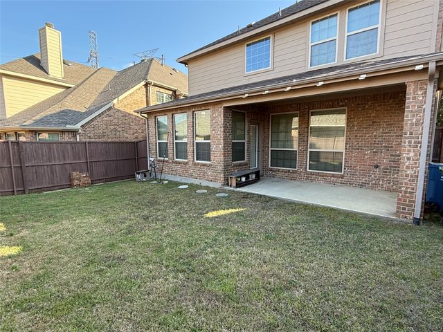 309 Sir Brine Drive, Lewisville, TX 75056