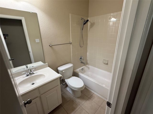 309 Sir Brine Drive, Lewisville, TX 75056