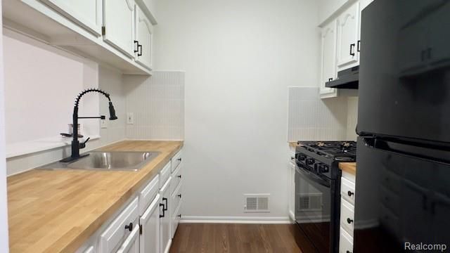 38302 Warner Farms Drive 24, Westland, MI 48185