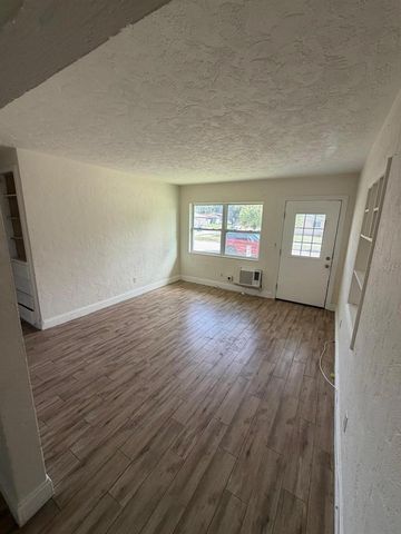 1902 W 12TH AVENUE A, Bradenton, FL 34205