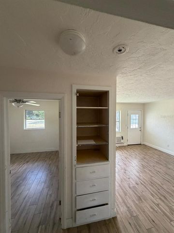 1902 W 12TH AVENUE A, Bradenton, FL 34205