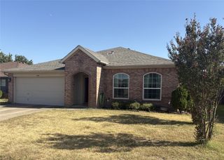 3446 Charing Cross Road, Midlothian, TX 76065
