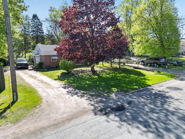 1028 Alderman Street, Belding, MI 48809