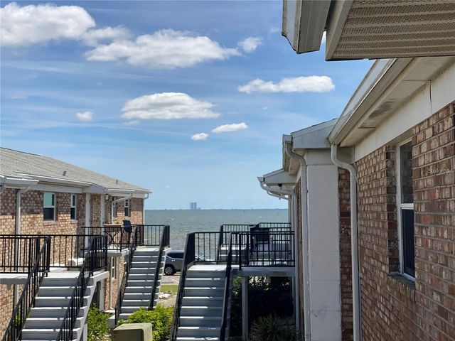 190 E OLMSTEAD DRIVE E-11, Titusville, FL 32780