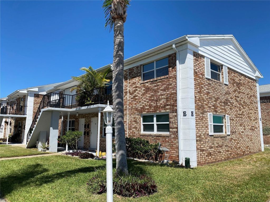 190 E OLMSTEAD DRIVE E-11, Titusville, FL 32780