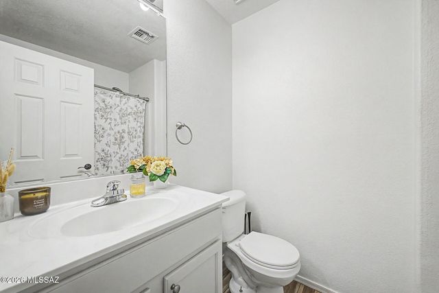 10883 S Sky Kristen Loop, Vail, AZ 85641