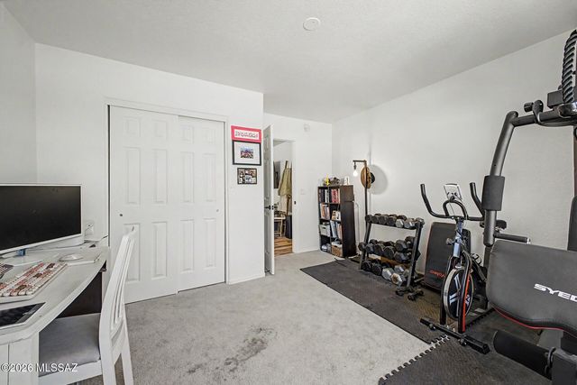 10883 S Sky Kristen Loop, Vail, AZ 85641