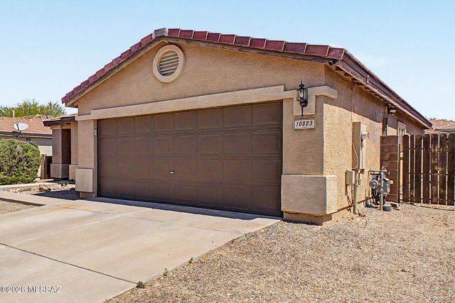 10883 S Sky Kristen Loop, Vail, AZ 85641