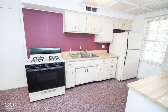 2430 Dover Street, Anderson, IN 46013