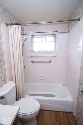 2430 Dover Street, Anderson, IN 46013