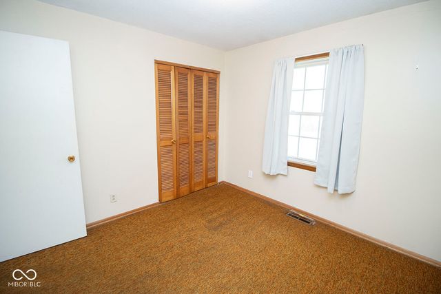 2430 Dover Street, Anderson, IN 46013