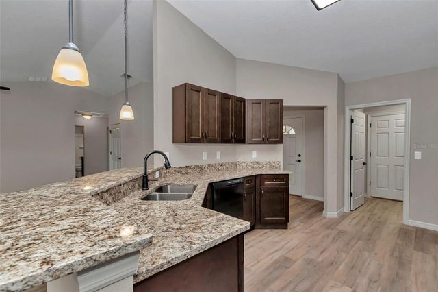 5813 NW 61ST COURT, Ocala, FL 34482