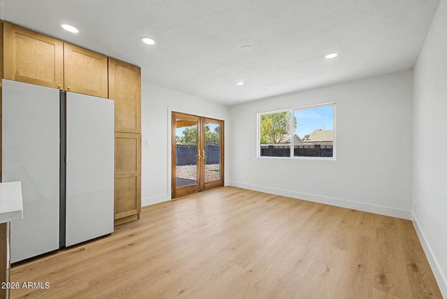 2023 E CORNELL Drive, Tempe, AZ 85283