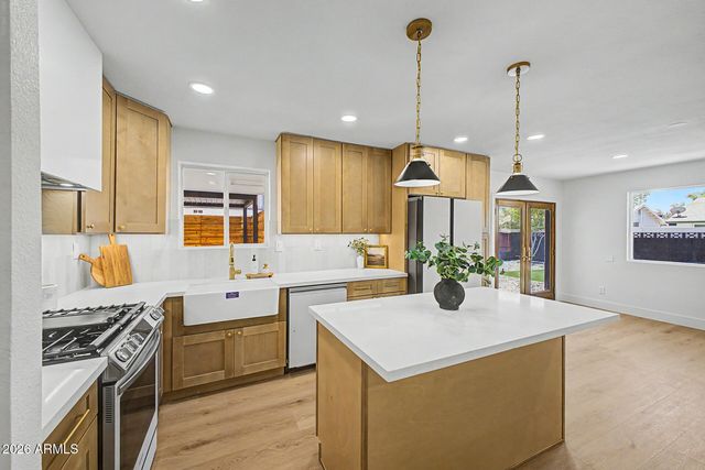 2023 E CORNELL Drive, Tempe, AZ 85283