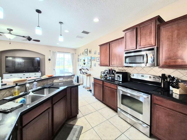 7001 INTERBAY BOULEVARD 306, Tampa, FL 33616