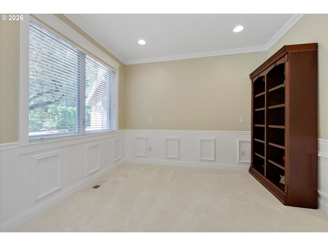 20495 Sw TREMONT Way, Beaverton, OR 97007