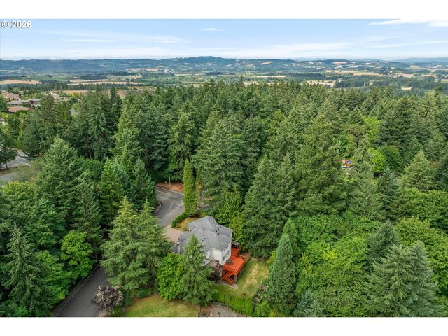 20495 Sw TREMONT Way, Beaverton, OR 97007