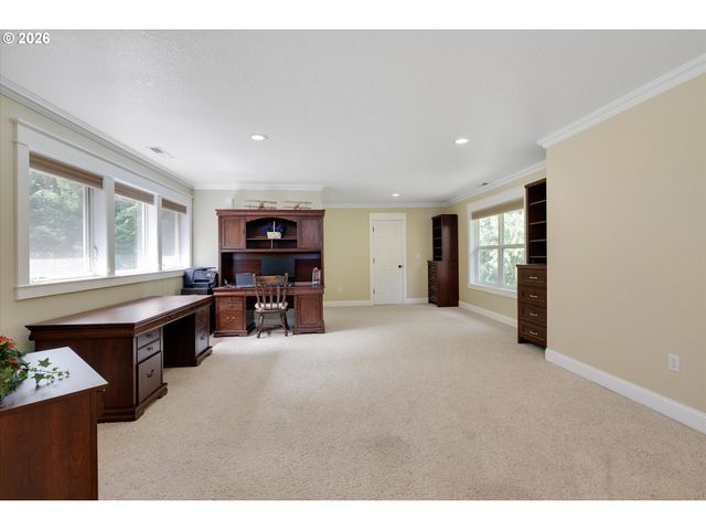20495 Sw TREMONT Way, Beaverton, OR 97007