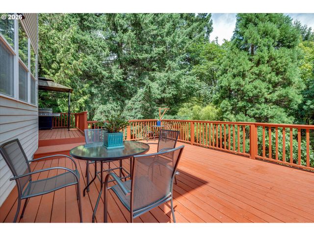 20495 Sw TREMONT Way, Beaverton, OR 97007