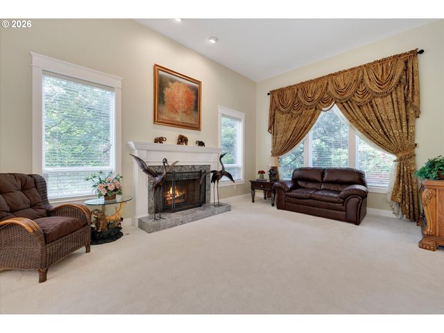 20495 Sw TREMONT Way, Beaverton, OR 97007