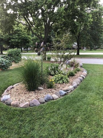 3009 S 74th STREET, West Allis, WI 53219