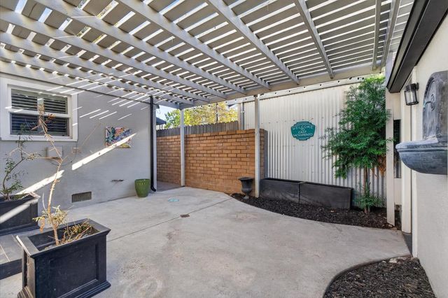 3606 M St, Sacramento, CA 95816