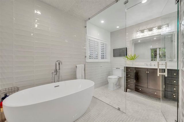 1416 LAKE SHORE DRIVE, Orlando, FL 32803