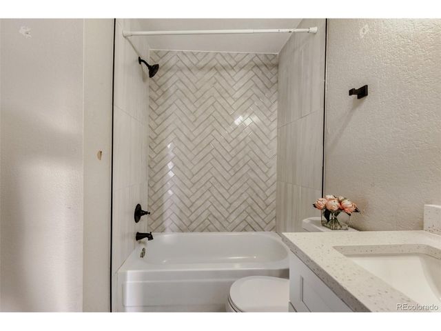 9423 W Ontario Dr, Littleton, CO 80128