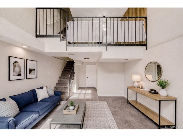 9423 W Ontario Dr, Littleton, CO 80128