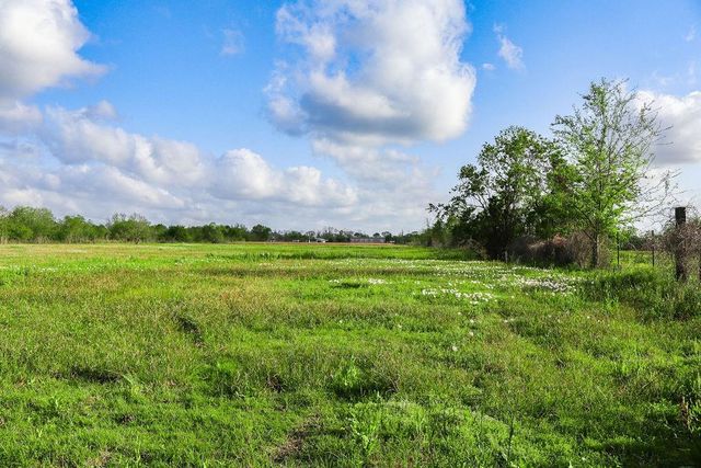 1115 E Fm 1462 Road, Rosharon, TX 77583