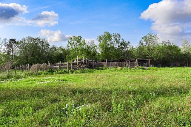 1115 E Fm 1462 Road, Rosharon, TX 77583