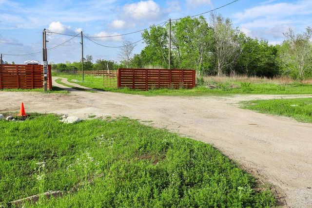 1115 E Fm 1462 Road, Rosharon, TX 77583