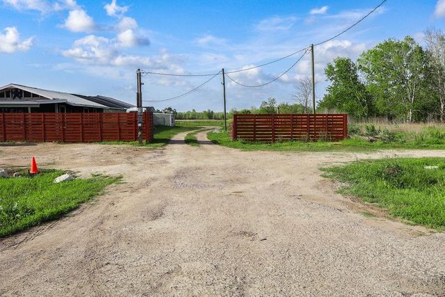 1115 E Fm 1462 Road, Rosharon, TX 77583