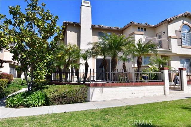 2354 Sunningdale Drive, Tustin, CA 92782