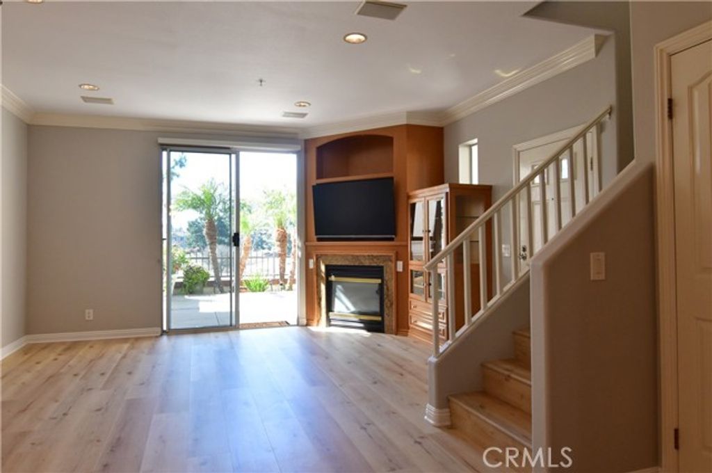2354 Sunningdale Drive, Tustin, CA 92782