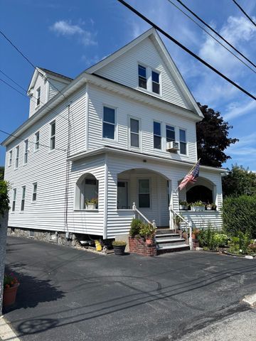 23 Webber St 23, Lowell, MA 01851