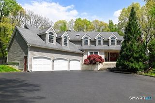 59 Greenbriar Road, Oxford, CT 06478