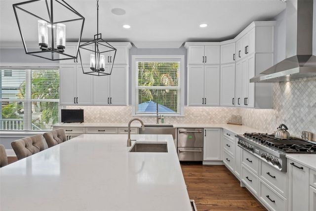 3621 S RENELLIE DRIVE, Tampa, FL 33629