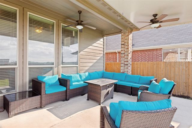 629 Peach Lane, Burleson, TX 76028