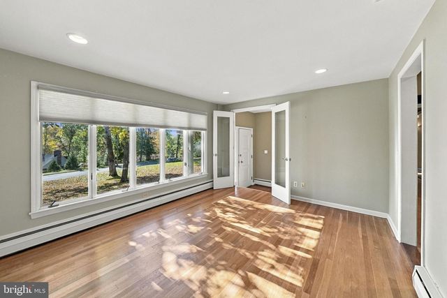 23 FORREST BLEND DR, Titusville, NJ 08560