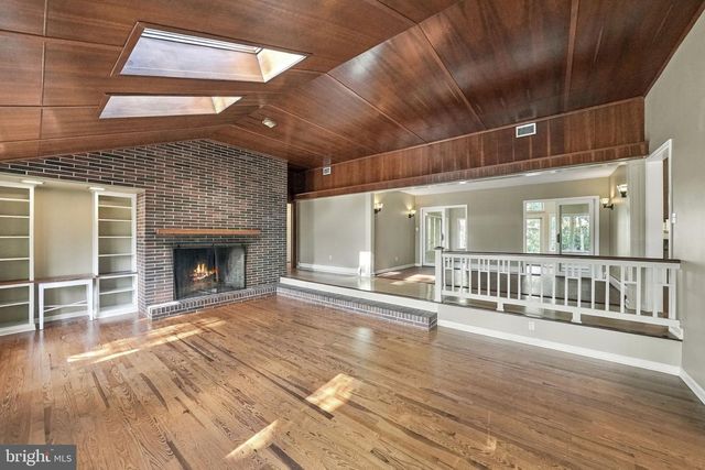 23 FORREST BLEND DR, Titusville, NJ 08560