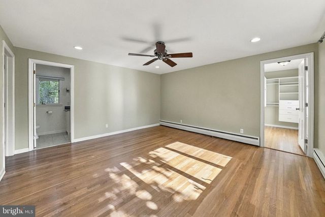 23 FORREST BLEND DR, Titusville, NJ 08560