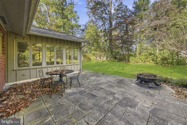 23 FORREST BLEND DR, Titusville, NJ 08560