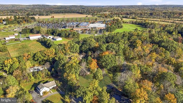 23 FORREST BLEND DR, Titusville, NJ 08560
