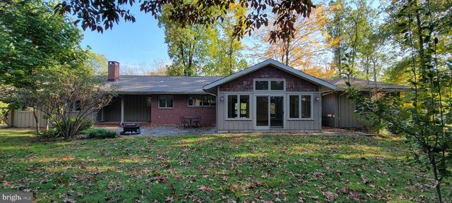 23 FORREST BLEND DR, Titusville, NJ 08560