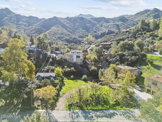 29152 Crags Drive, Agoura Hills, CA 91301