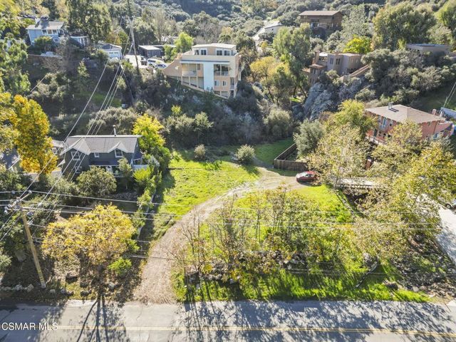 29152 Crags Drive, Agoura Hills, CA 91301